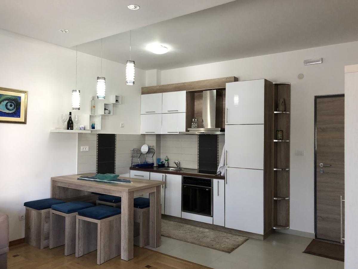 Apartman Dajana Ulcinj Zewnętrze zdjęcie