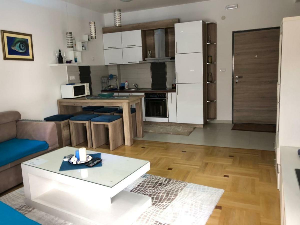 Apartman Dajana Ulcinj Zewnętrze zdjęcie